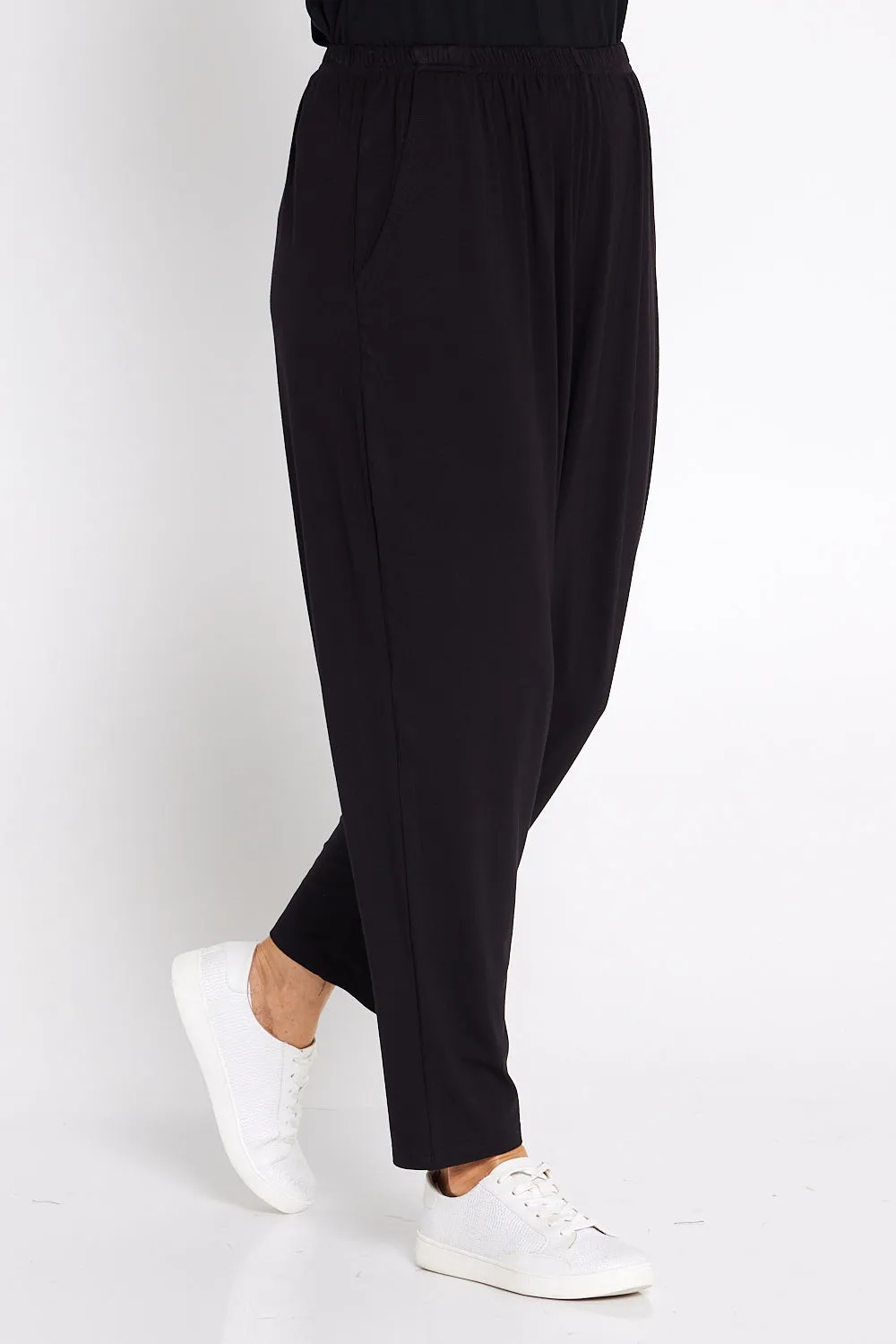 Amalie Bamboo Pants - Black